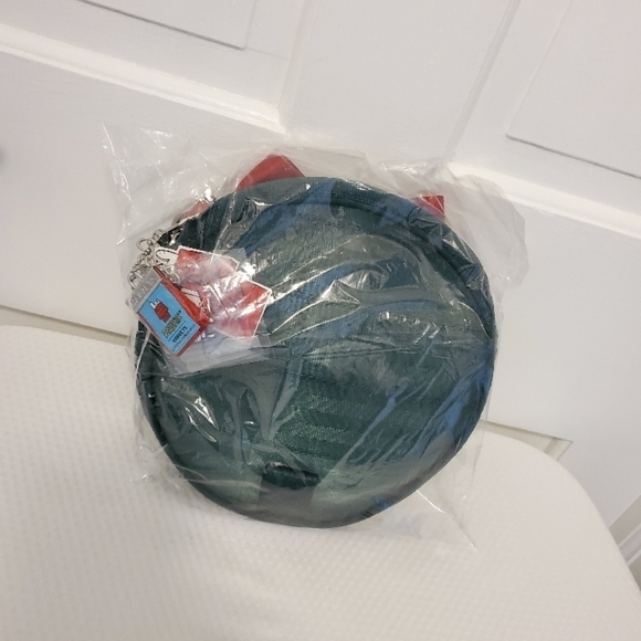 NWT Harveys Peanuts Snoopy Green Crossbody Bag, Festive Fun Unique - Picture 3 of 15